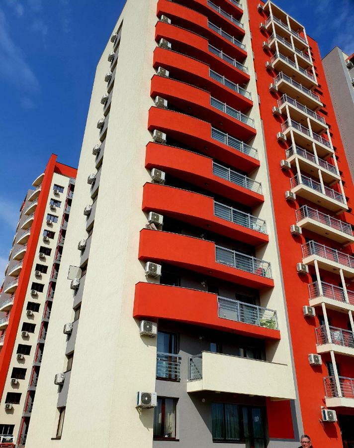 Unique Hotel Apartments Iasi Exterior foto