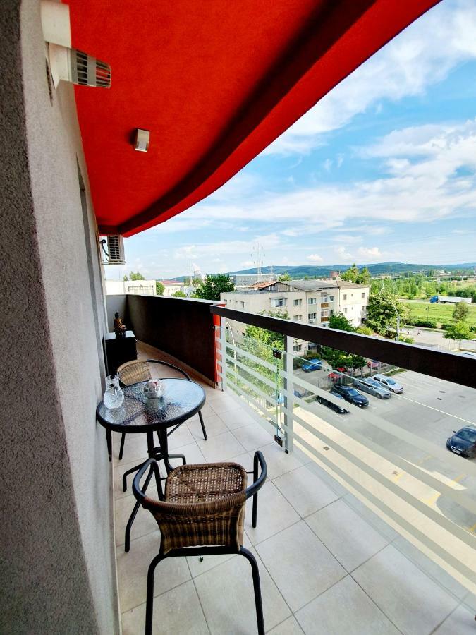 Unique Hotel Apartments Iasi Exterior foto
